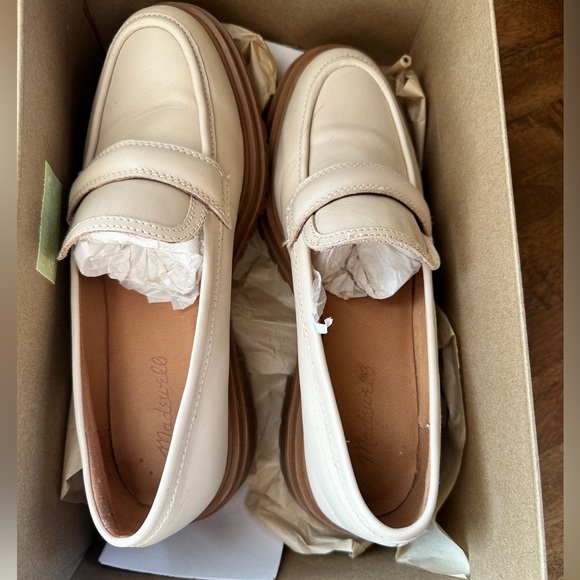 Madewell Bradley Lugsole Loafers in Harvest Moon - Picture 2 of 5